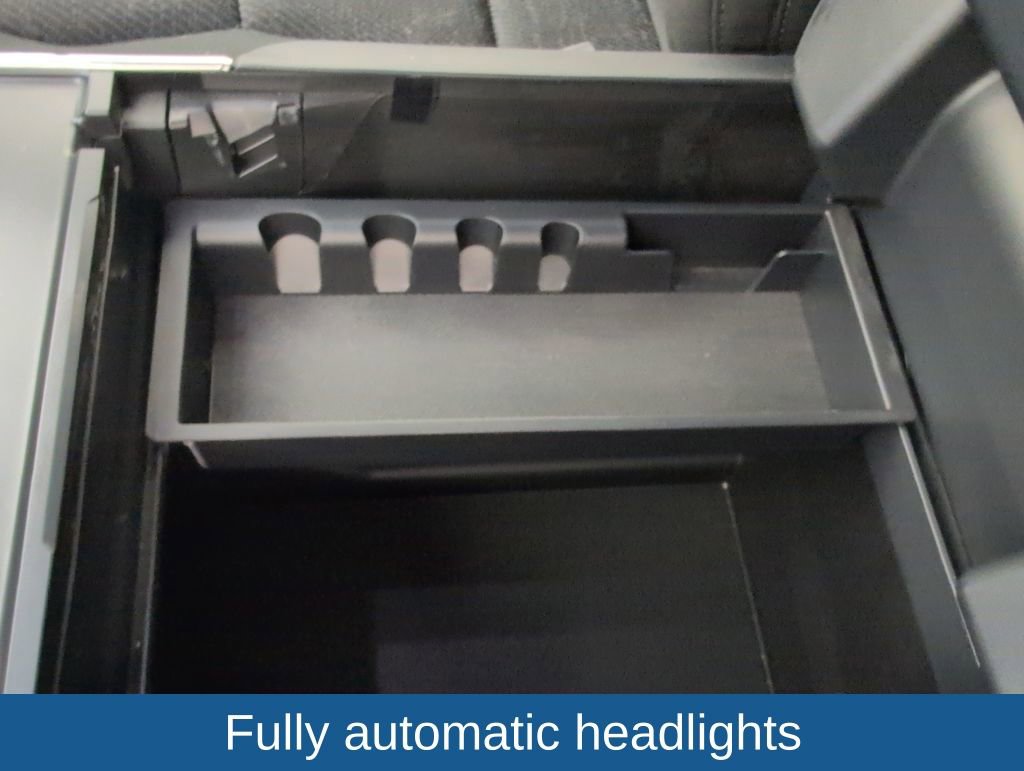 Certified 2022 Ford F150 XLT w/ Equipment Group 302A High image 46