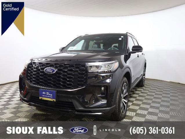 Certified 2025 Ford Explorer ST-Line image 1