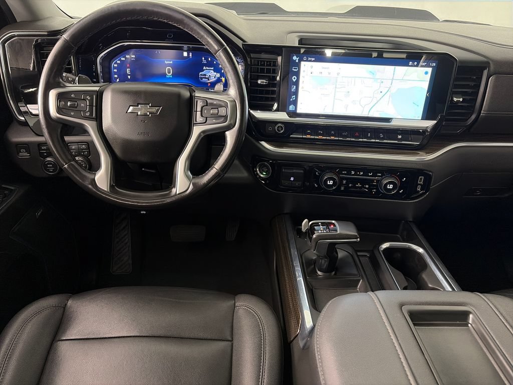 Used 2022 Chevrolet Silverado 1500 LT Trail Boss w/ LT Trail Boss Premium Package AWD/4WD image 14