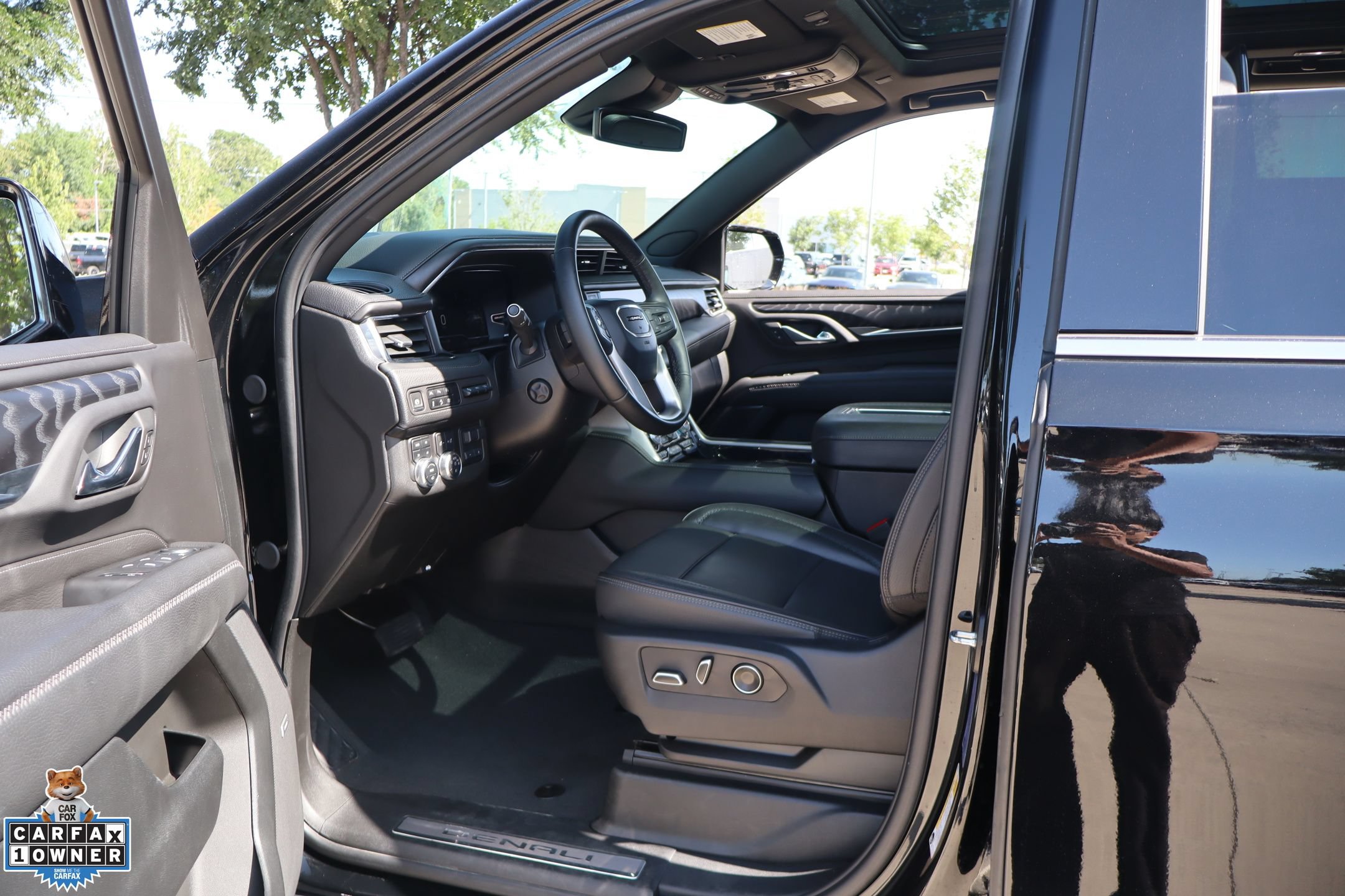 Used 2024 GMC Yukon Denali w/ Max Trailering Package AWD/4WD image 26