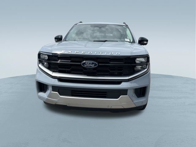 Certified 2025 Ford Expedition Platinum w/ Driver's Package AWD/4WD image 10