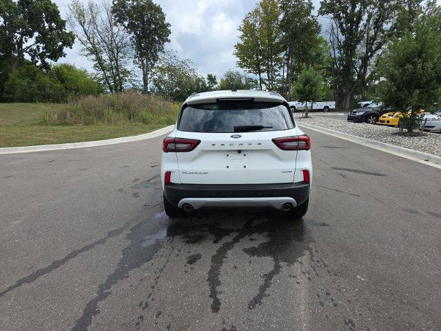 Certified 2023 Ford Escape Platinum AWD/4WD image 6