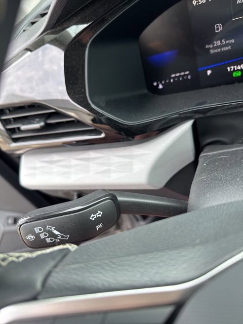 Used 2024 Volkswagen Taos S image 30