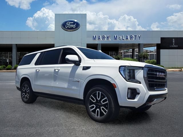 Used 2023 GMC Yukon XL AT4 AWD/4WD image 7