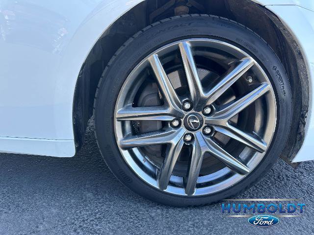 Used 2018 Lexus IS 300 AWD image 9