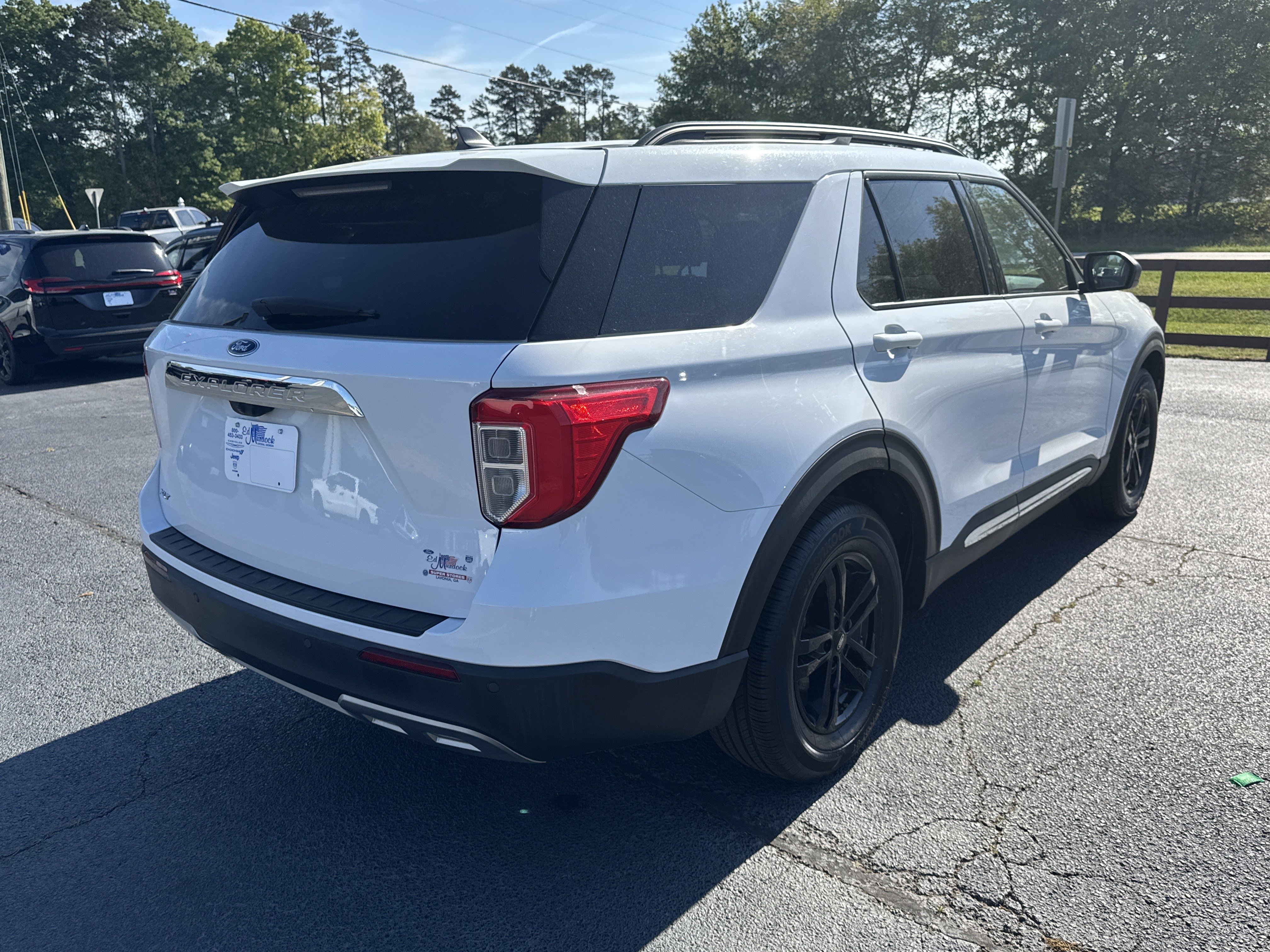 Certified 2023 Ford Explorer XLT w/ Equipment Group 202A RWD image 5