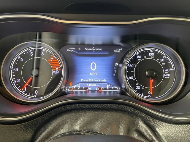 Used 2019 Jeep Cherokee Limited w/ Technology Group AWD/4WD image 5