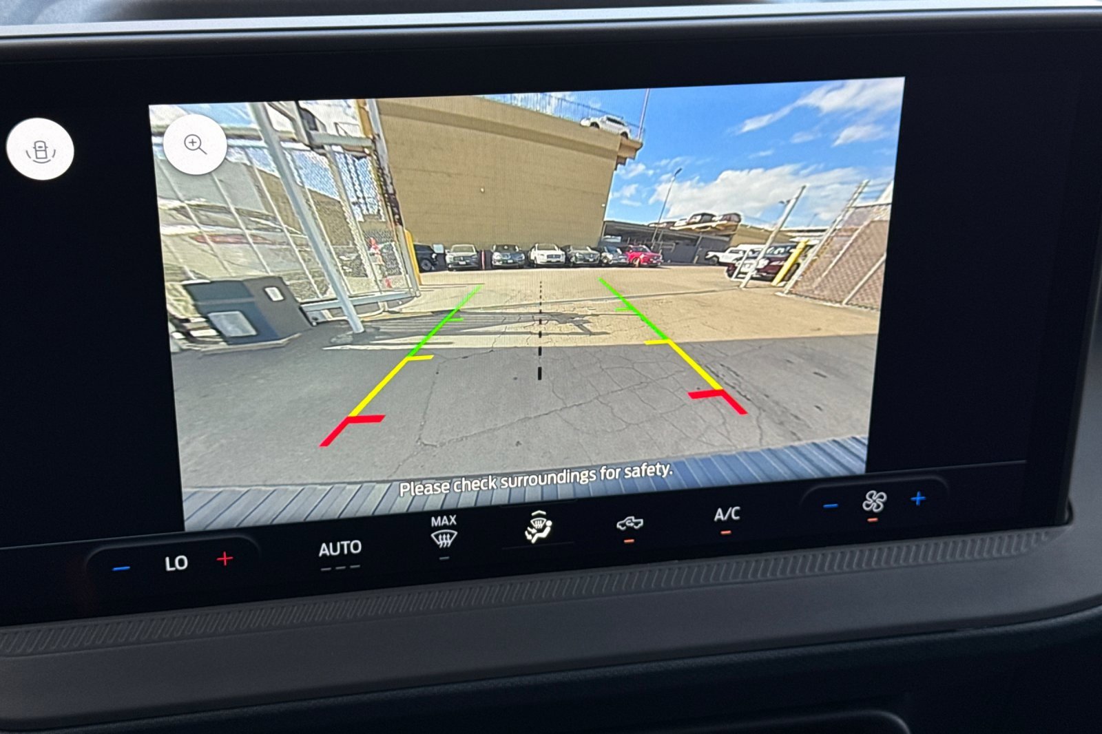 Certified 2025 Ford Maverick XL w/ Equipment Group 101A image 17