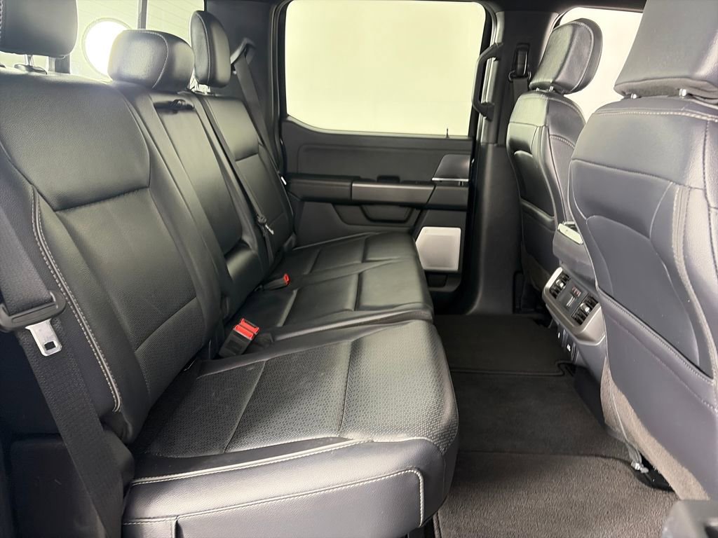 Certified 2025 Ford F150 Lariat w/ Equipment Group 502A High image 31