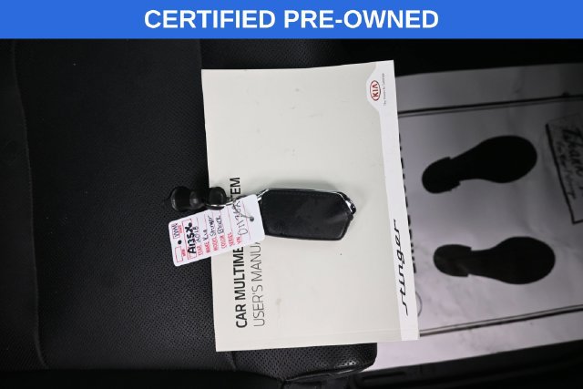 Used 2018 Kia Stinger Premium AWD/4WD image 11
