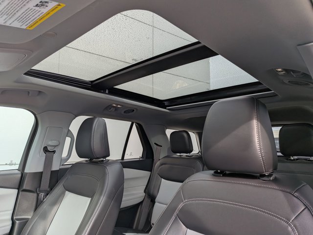 Certified 2024 Ford Explorer XLT w/ Equipment Group 202A image 17