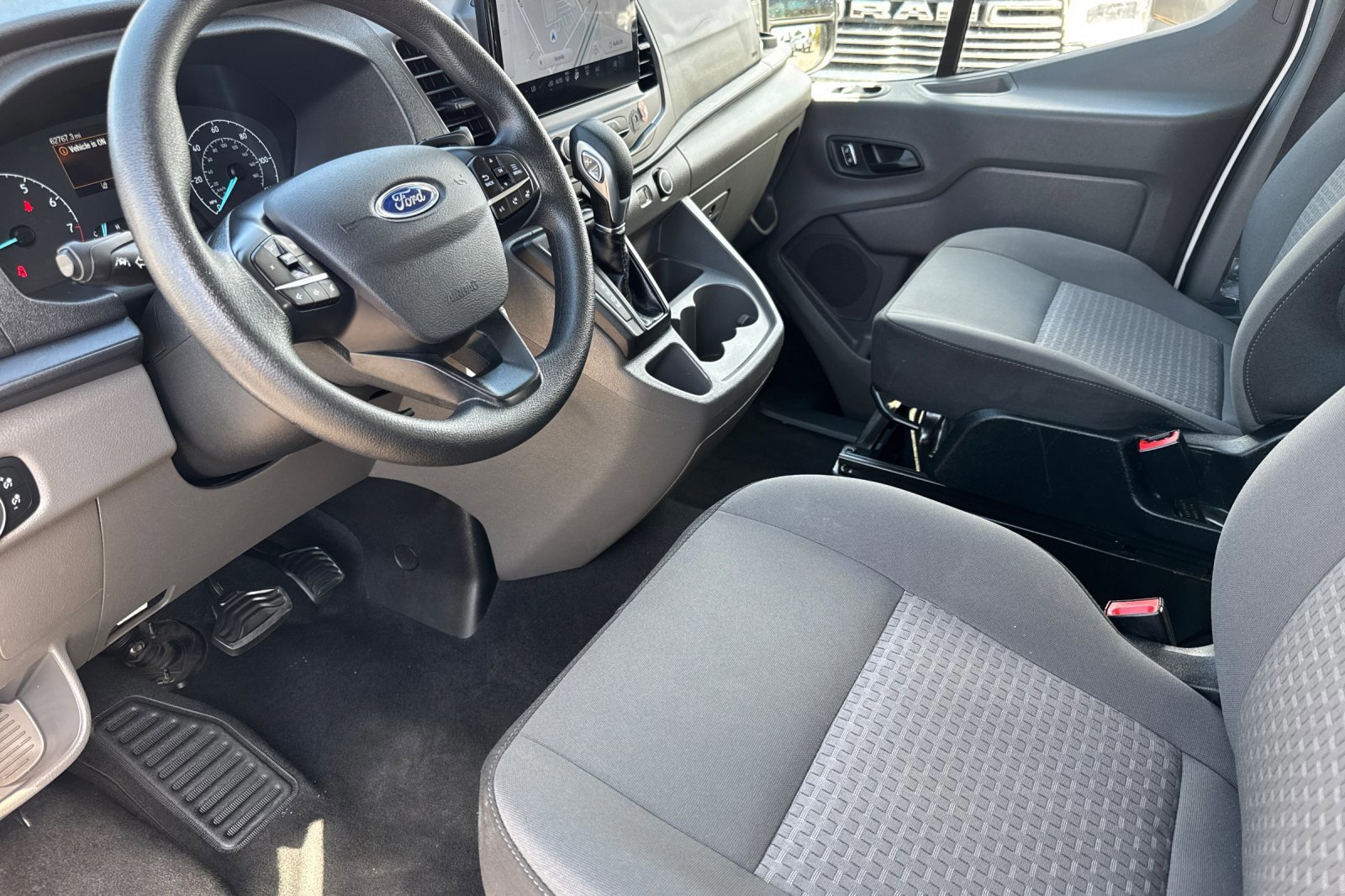 Certified 2022 Ford Transit 350 XLT image 11