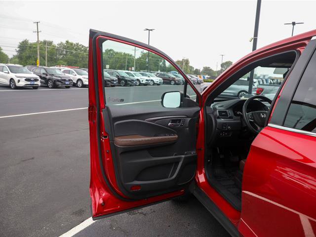 Used 2025 Honda Ridgeline RTL image 13