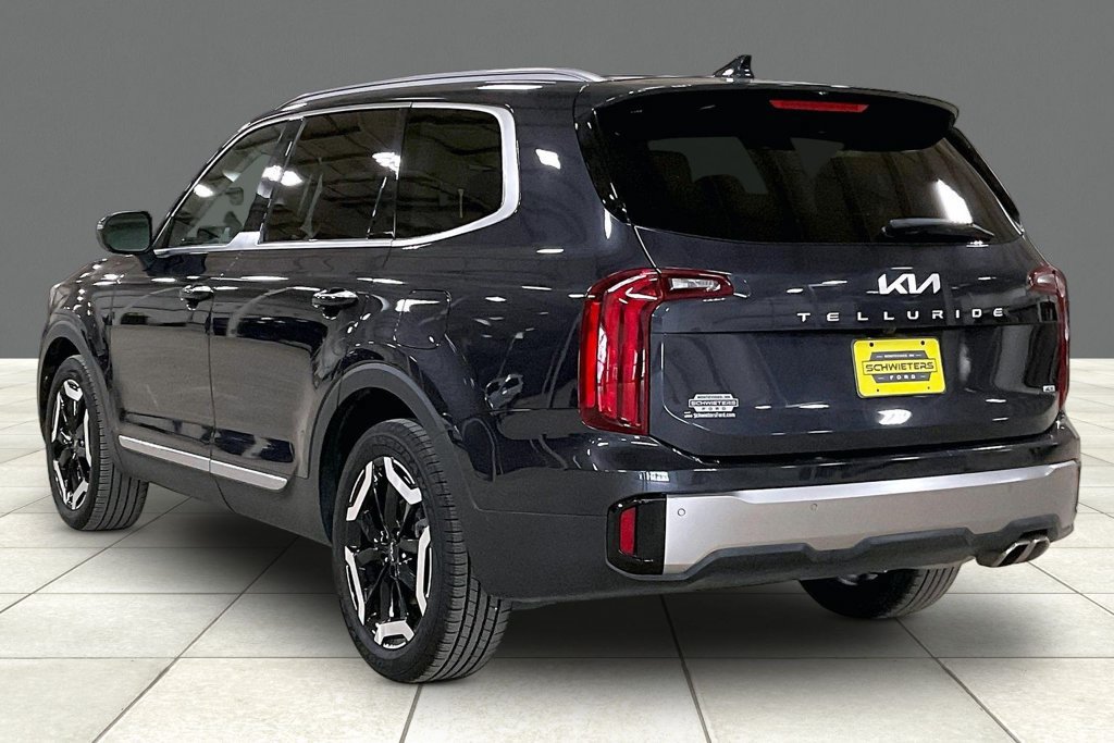 Used 2025 Kia Telluride S AWD/4WD image 11