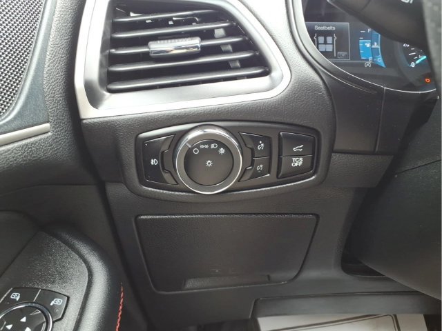 Certified 2024 Ford Edge ST-Line AWD/4WD image 13