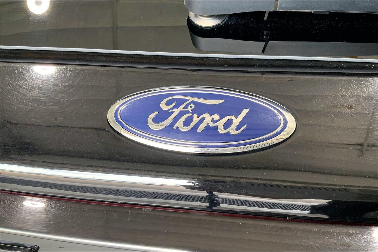 Certified 2025 Ford Explorer ST-Line AWD/4WD image 31