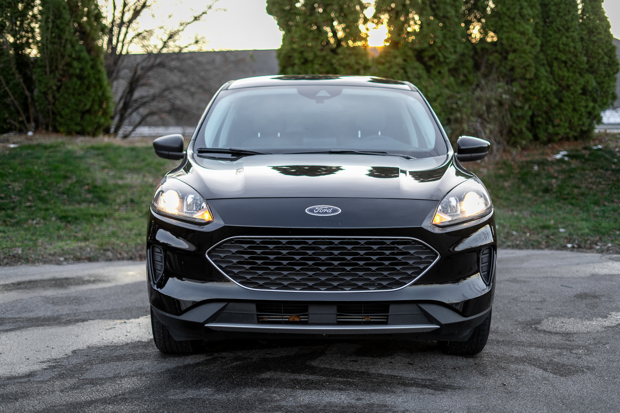 Certified 2022 Ford Escape SE w/ Cold Weather Package image 2