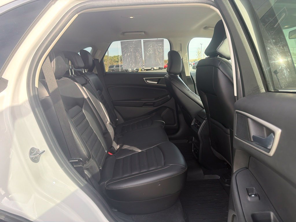 Certified 2024 Ford Edge SEL w/ Convenience Package AWD/4WD image 12
