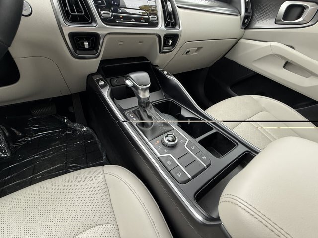 Used 2021 Kia Sorento S w/ Panoramic Sunroof Package AWD/4WD image 22