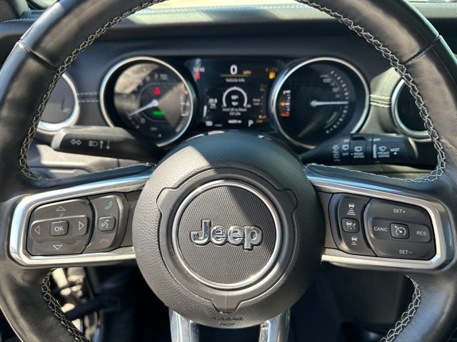 Used 2021 Jeep Wrangler Unlimited Sahara w/ Cold Weather Group AWD/4WD image 23