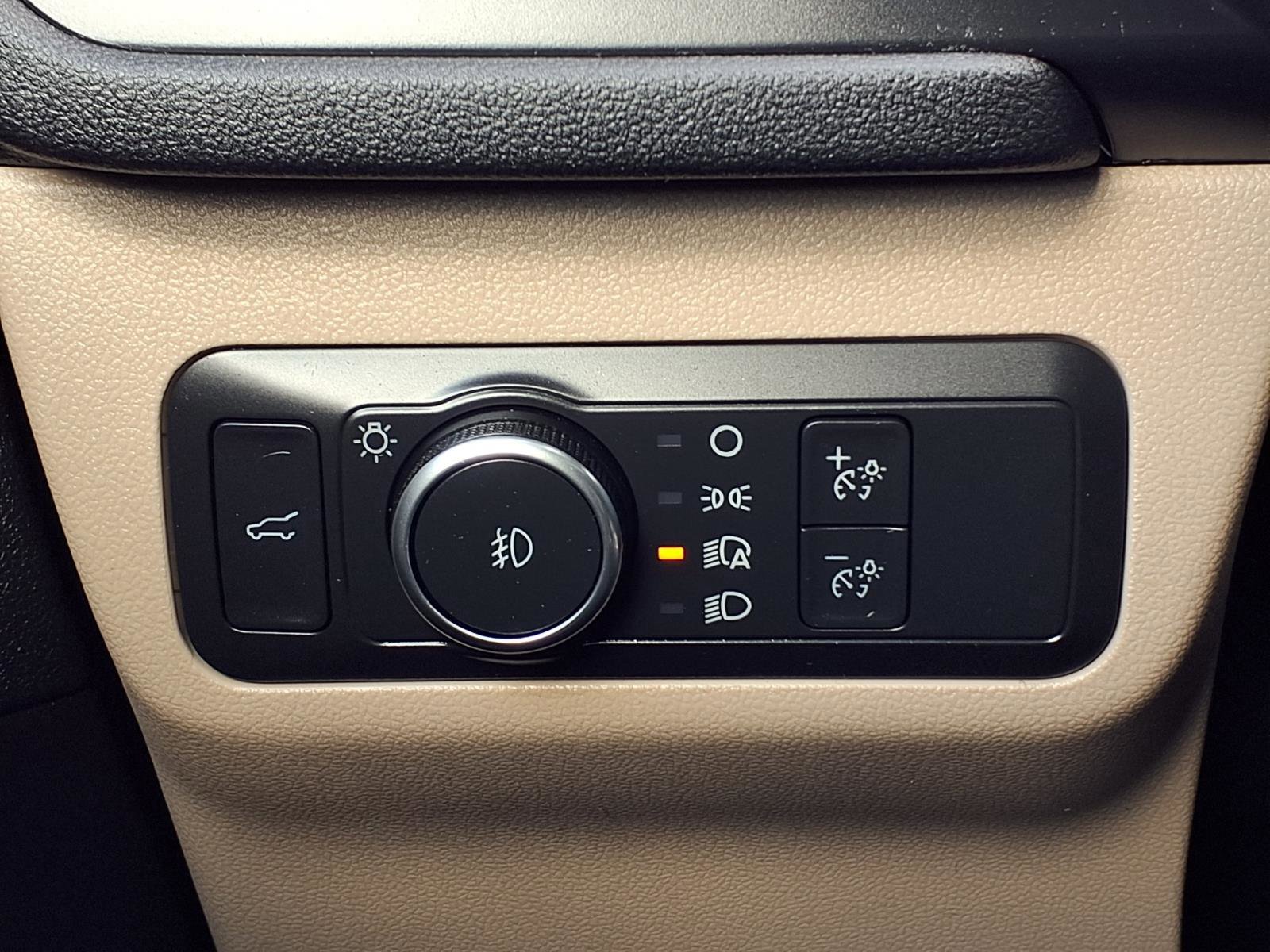 Certified 2022 Ford Escape SEL image 21