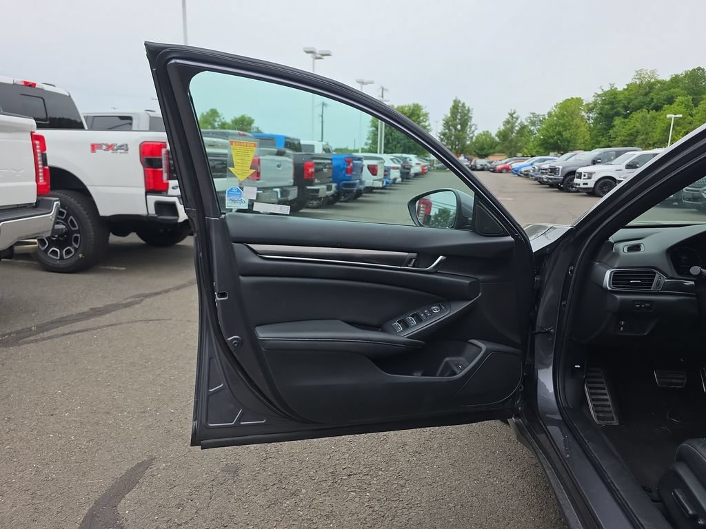 Used 2020 Honda Accord Sport image 18