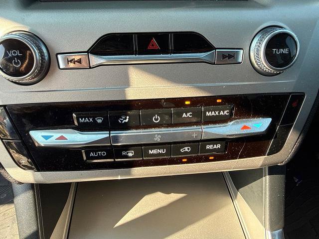 Certified 2023 Ford Explorer XLT w/ Equipment Group 202A RWD image 24