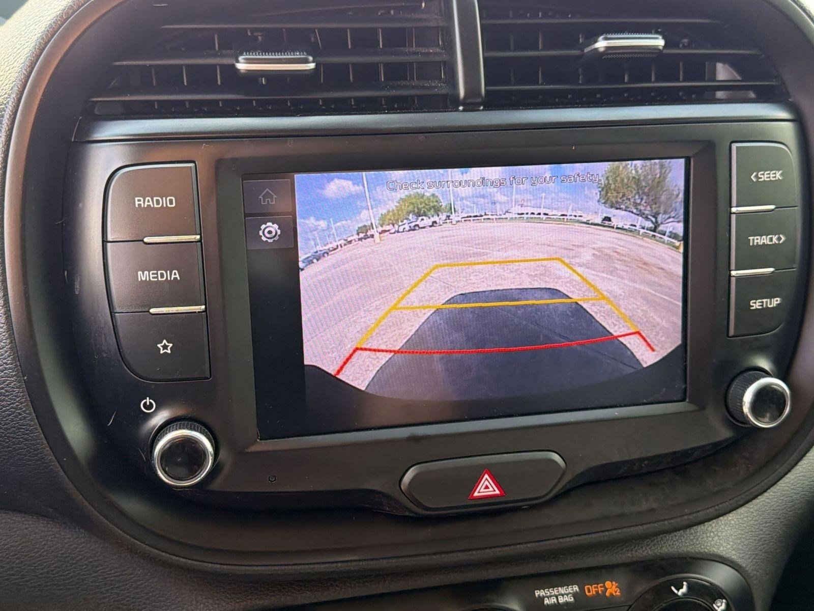 Used 2022 Kia Soul LX w/ Technology Package image 24