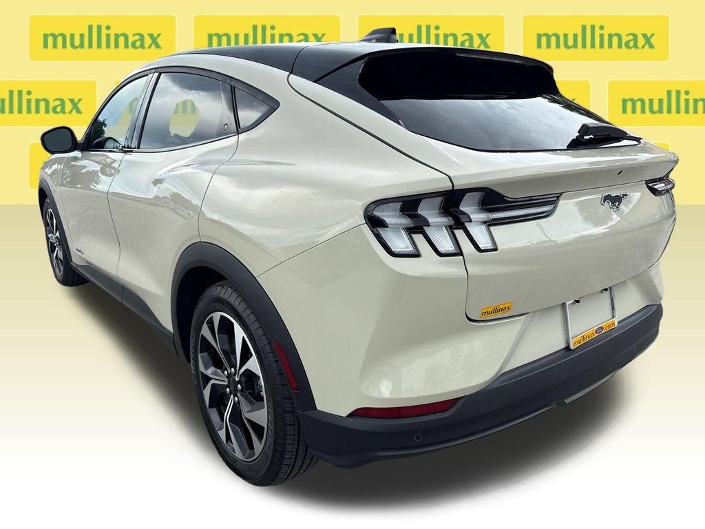 Certified 2025 Ford Mustang Mach-E Select w/ Comfort Package Lite AWD/4WD image 9
