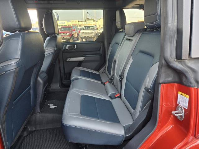 Certified 2022 Ford Bronco Outer Banks w/ Sasquatch Package AWD/4WD image 14
