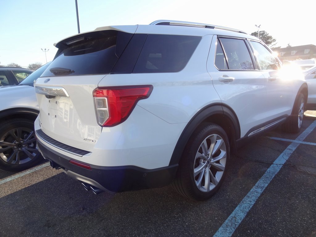 Certified 2022 Ford Explorer Platinum w/ Equipment Group 601A image 4