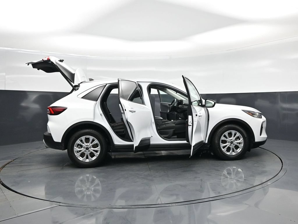 Certified 2023 Ford Escape Active FWD image 4
