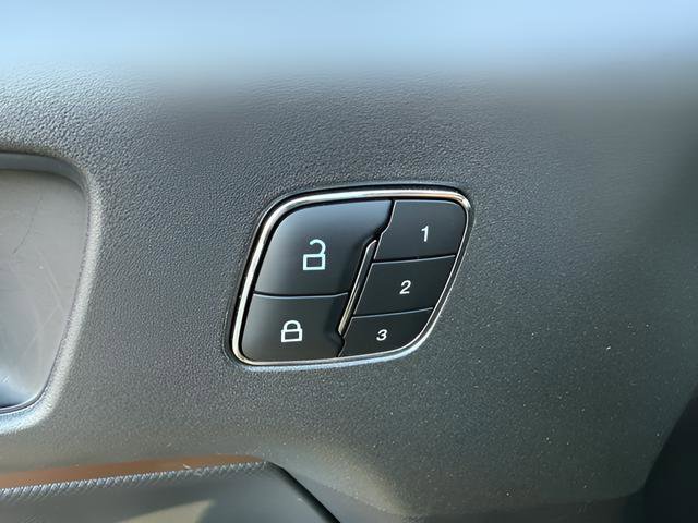 Certified 2025 Ford Bronco Sport Outer Banks w/ Outer Banks Tech Package+ AWD/4WD image 20
