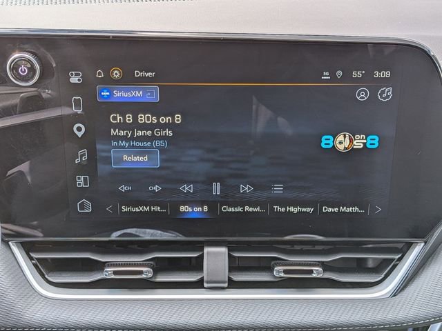 Used 2025 Chevrolet Equinox LT w/ Convenience Package II AWD/4WD image 11