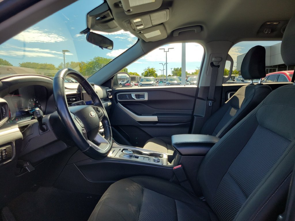 Certified 2023 Ford Explorer XLT AWD/4WD image 18
