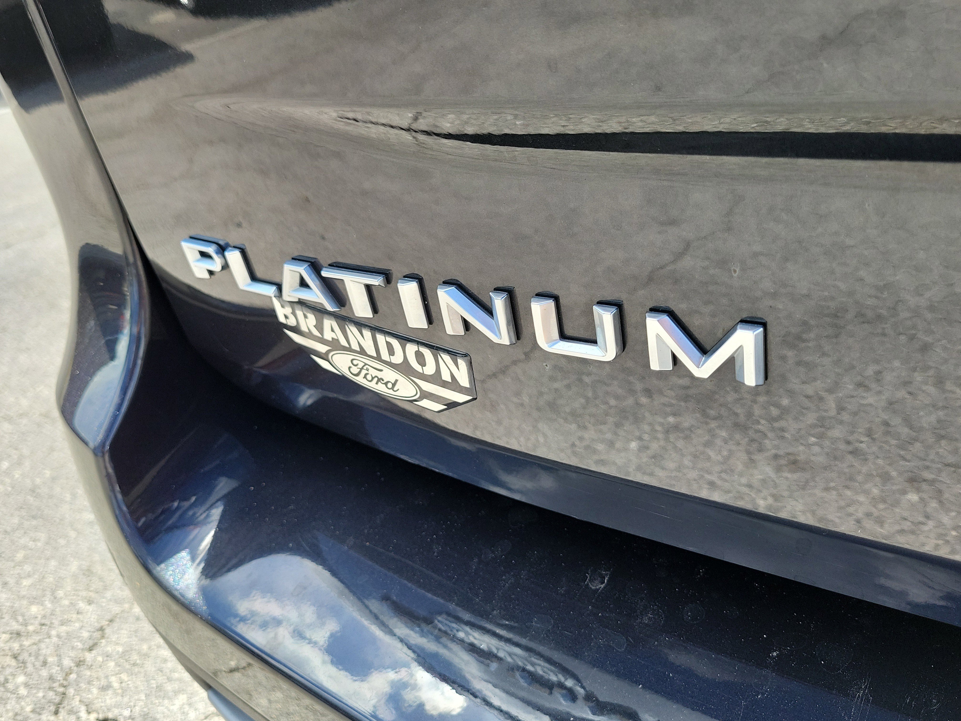 Certified 2025 Ford Expedition Platinum w/ Driver's Package AWD/4WD image 9
