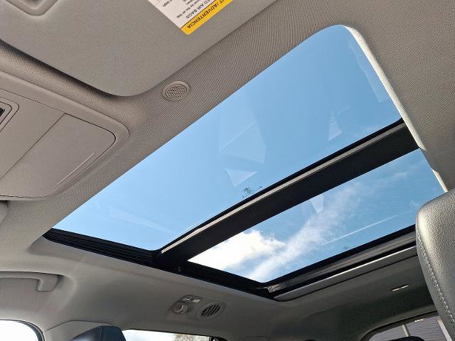 Certified 2022 Ford Explorer XLT w/ Equipment Group 202A image 16