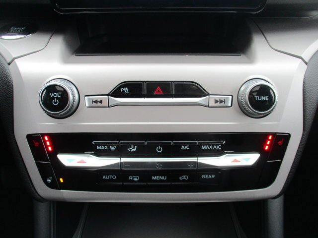 Certified 2023 Ford Explorer XLT w/ Equipment Group 202A AWD/4WD image 18