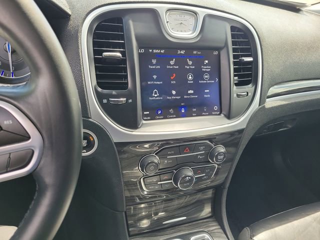 Used 2022 Chrysler 300 Touring L w/ Popular Equipment Group RWD image 8