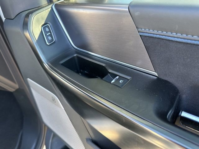 Certified 2024 Ford F150 Platinum w/ FX4 Off-Road Package image 33