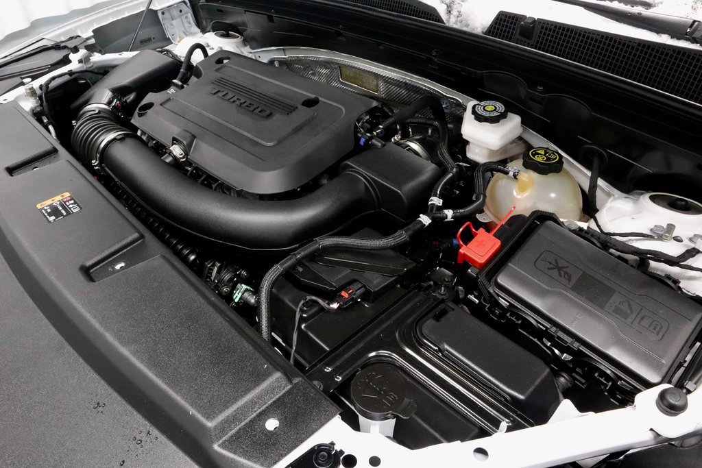 Used 2023 Buick Envision Essence w/ Sport Touring Package image 16