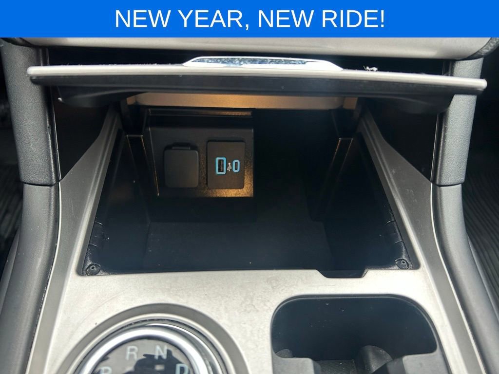 Certified 2023 Ford Explorer XLT w/ Class IV Trailer Tow Package image 33