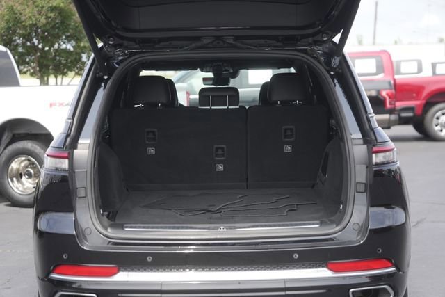 Used 2023 Jeep Grand Cherokee Summit w/ Adv Protech Group IV RWD image 31