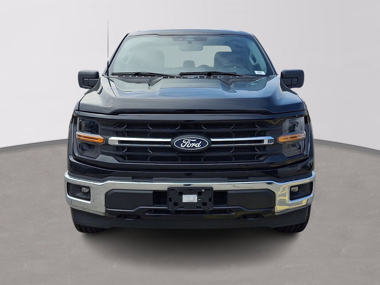 Certified 2024 Ford F150 XLT w/ Mobile Office Package image 2