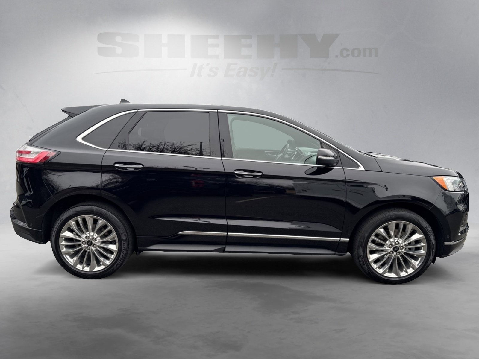 Certified 2020 Ford Edge Titanium w/ Equipment Group 301A image 9