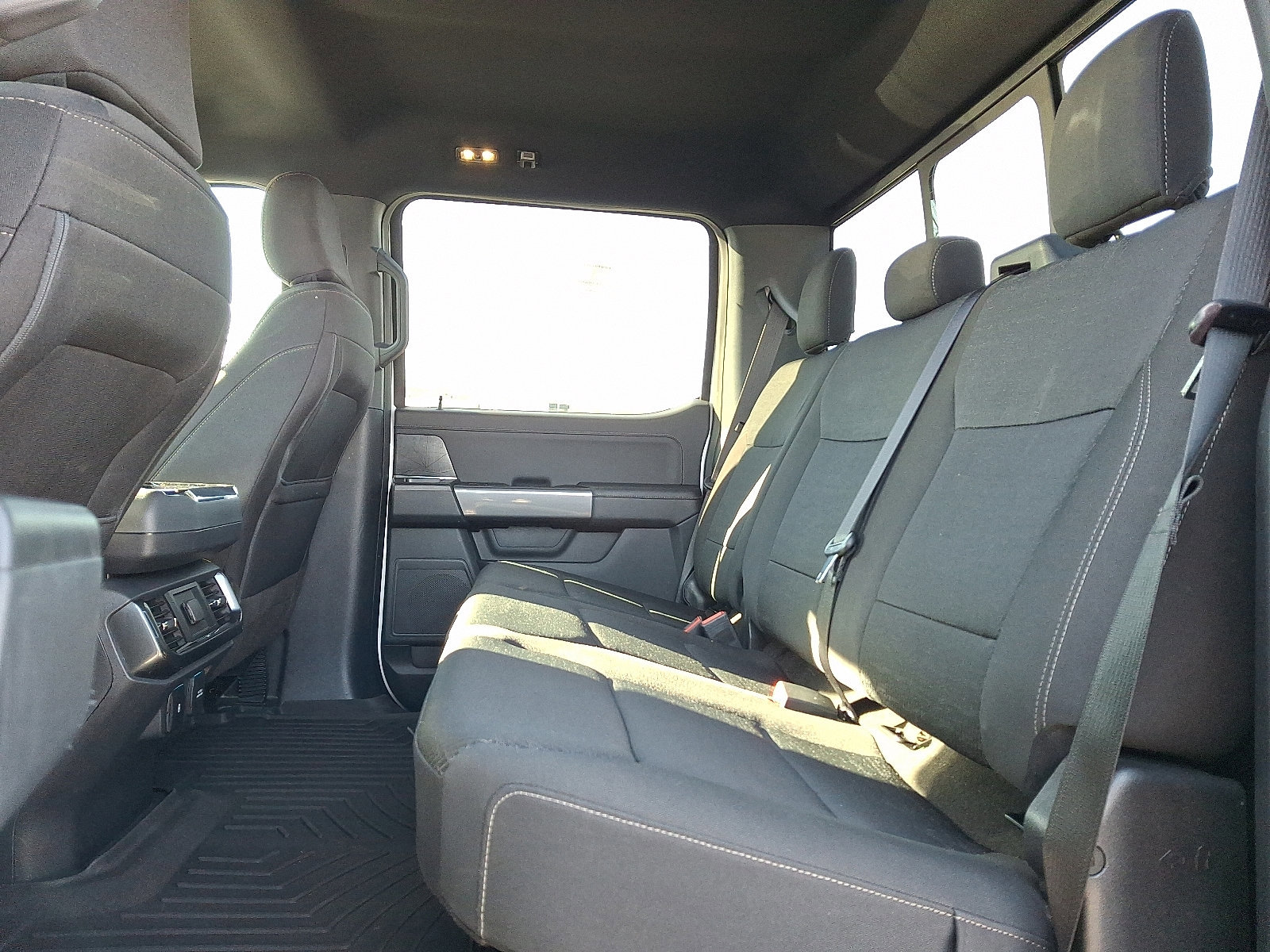 Certified 2022 Ford F150 XLT w/ Equipment Group 302A High image 10