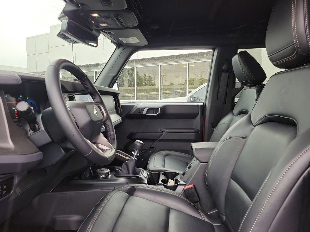 Certified 2025 Ford Bronco Badlands w/ Sasquatch Package AWD/4WD image 18