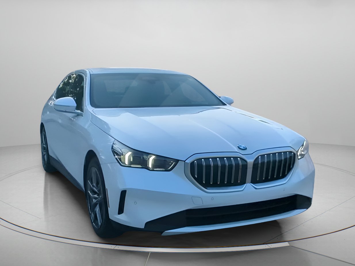 Used 2026 BMW 530i RWD image 5