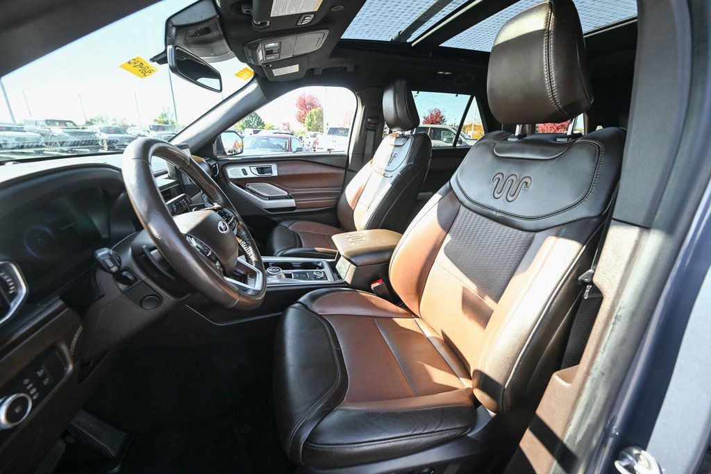 Certified 2021 Ford Explorer King Ranch w/ Premium Technology Package image 21