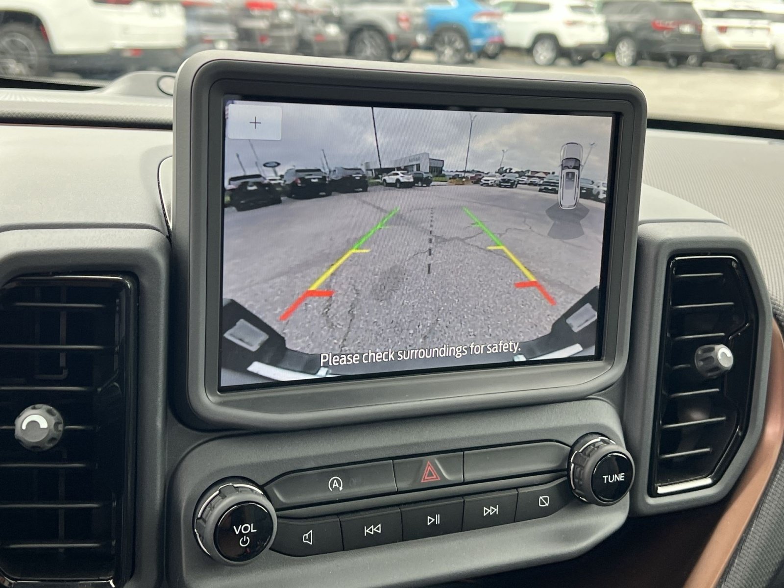 Certified 2023 Ford Bronco Sport Outer Banks w/ Tech Package AWD/4WD image 19